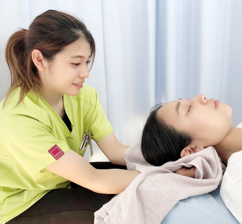 輝整骨院かがやき鍼灸院の首・頭部の治療